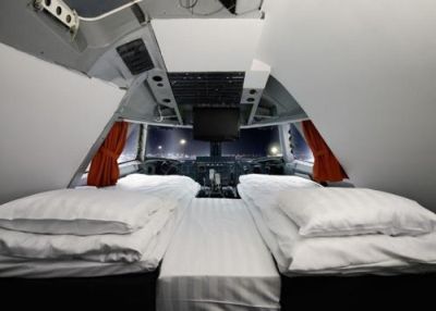 hotel in Boeing 747